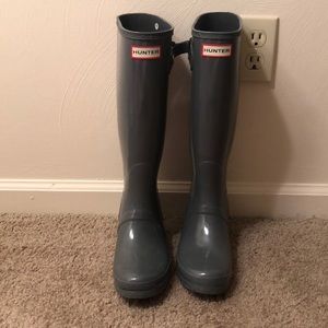 Tall hunter boots